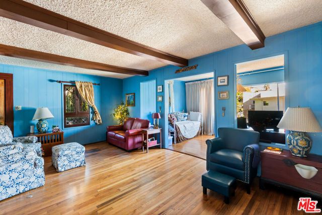 6610 Padre Terrace, Los Angeles, CA 90068