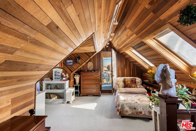 6610 Padre Terrace, Los Angeles, CA 90068