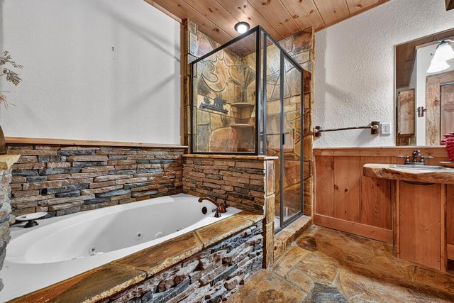 169 Walnut Mountain Road, Ellijay, GA 30540
