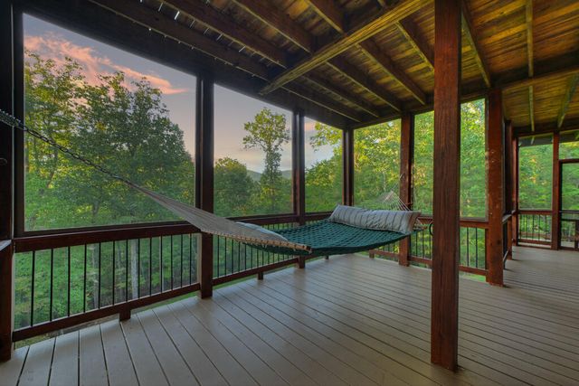 169 Walnut Mountain Road, Ellijay, GA 30540