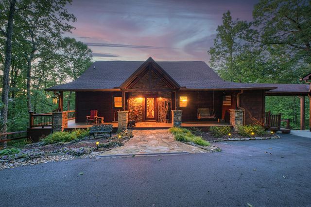 169 Walnut Mountain Road, Ellijay, GA 30540