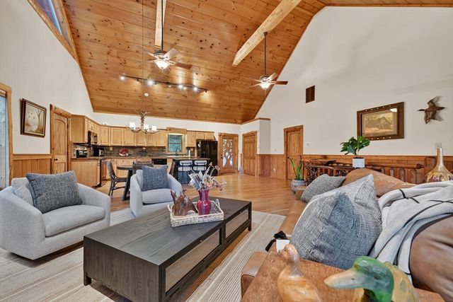 169 Walnut Mountain Road, Ellijay, GA 30540
