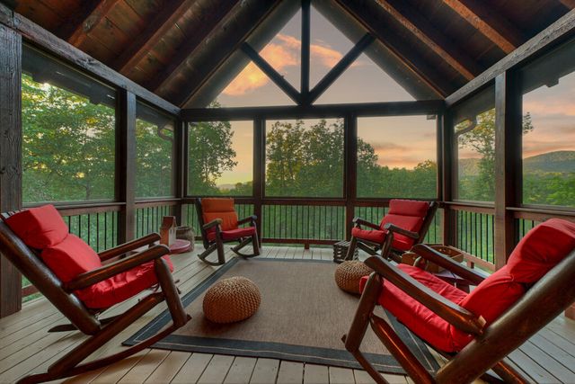 169 Walnut Mountain Road, Ellijay, GA 30540