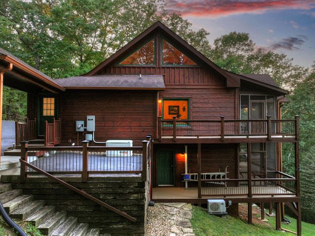 169 Walnut Mountain Road, Ellijay, GA 30540