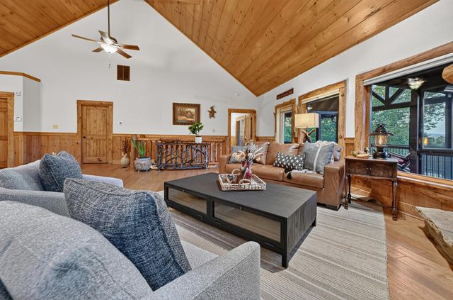 169 Walnut Mountain Road, Ellijay, GA 30540