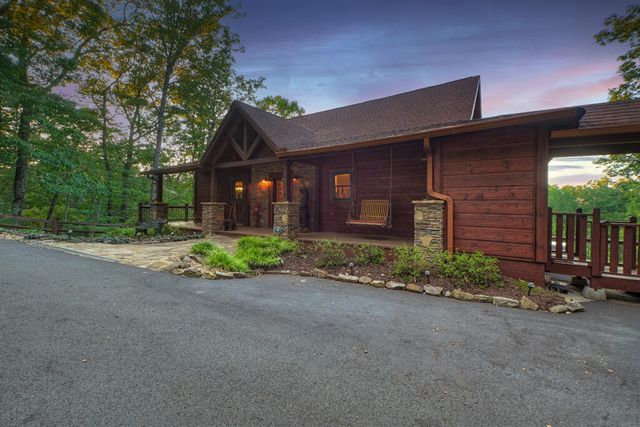 169 Walnut Mountain Road, Ellijay, GA 30540