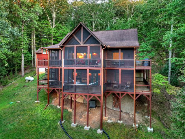 169 Walnut Mountain Road, Ellijay, GA 30540
