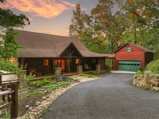 169 Walnut Mountain Road, Ellijay, GA 30540