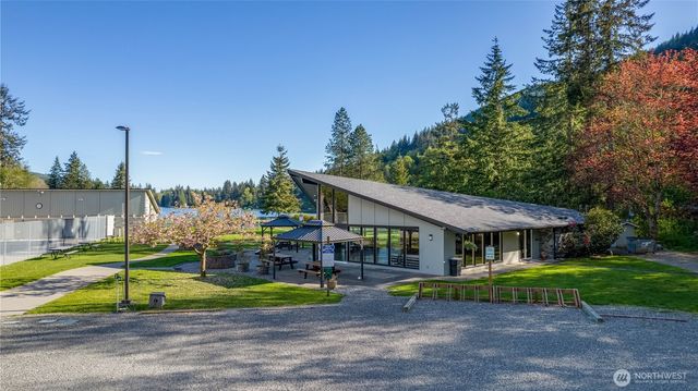 440 E Alder Drive, Sedro Woolley, WA 98284