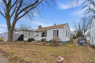 3433 N Sturdevant Street, Davenport, IA 52806