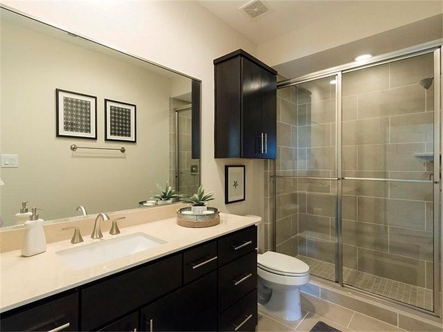 1208 Bartlett Street, Houston, TX 77006