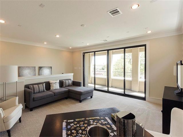 1208 Bartlett Street, Houston, TX 77006