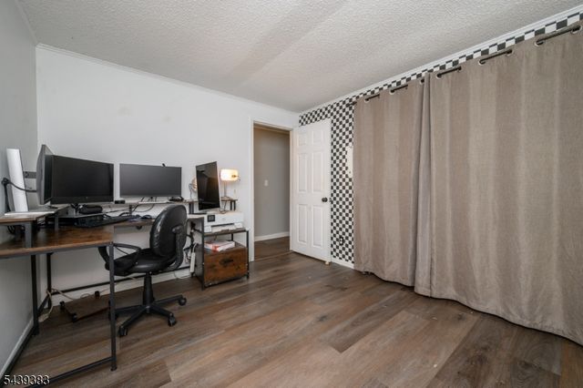 11 Pine Ridge Rd, Lebanon Twp., NJ 07830
