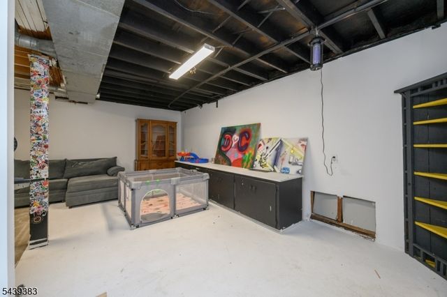 11 Pine Ridge Rd, Lebanon Twp., NJ 07830