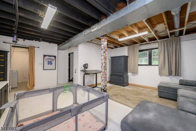 11 Pine Ridge Rd, Lebanon Twp., NJ 07830