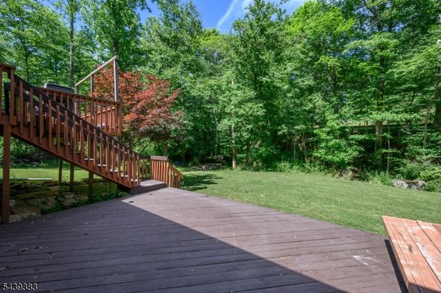 11 Pine Ridge Rd, Lebanon Twp., NJ 07830