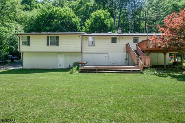 11 Pine Ridge Rd, Lebanon Twp., NJ 07830