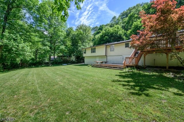 11 Pine Ridge Rd, Lebanon Twp., NJ 07830
