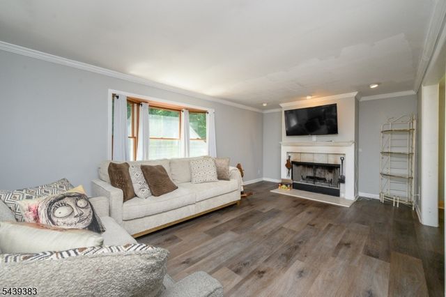 11 Pine Ridge Rd, Lebanon Twp., NJ 07830