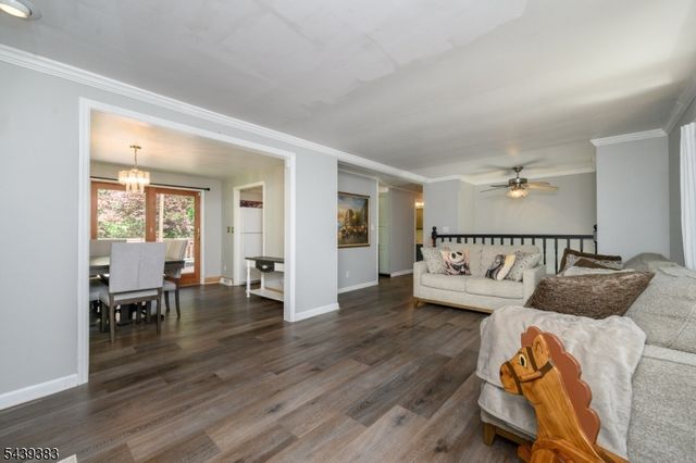 11 Pine Ridge Rd, Lebanon Twp., NJ 07830