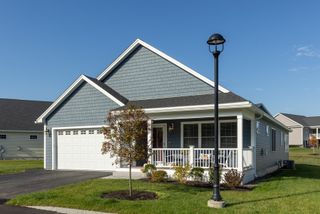 27 MULBERRY Lane, Epping, NH 03042