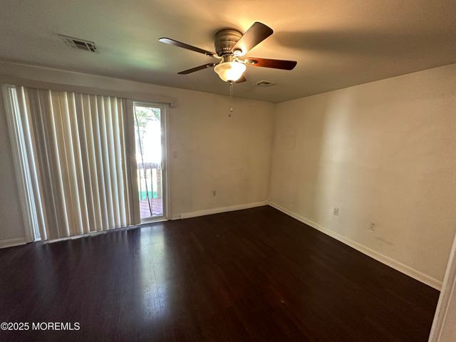 143 8th Street, Hazlet, NJ 07734