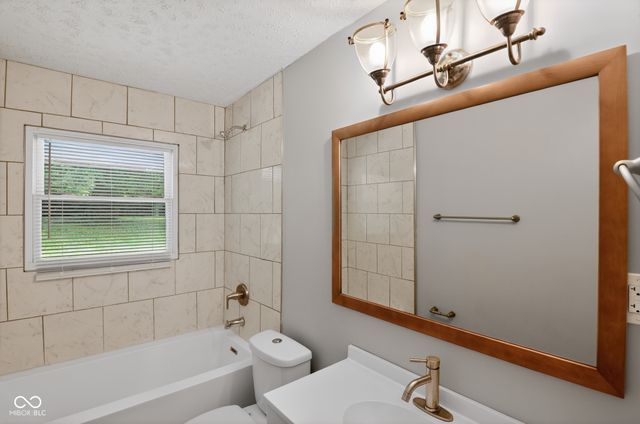 6979 W 13th Street, Indianapolis, IN 46214