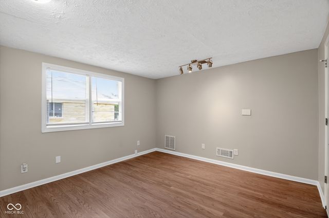 6979 W 13th Street, Indianapolis, IN 46214