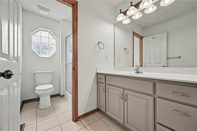 4006 N 108th Court, Kansas City, KS 66109