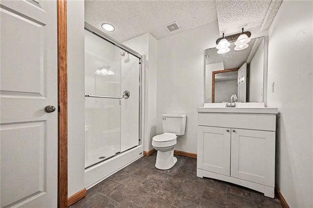 4006 N 108th Court, Kansas City, KS 66109
