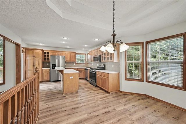 4006 N 108th Court, Kansas City, KS 66109