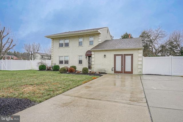 3 TURNER CT, Sewell, NJ 08080