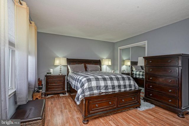 3 TURNER CT, Sewell, NJ 08080