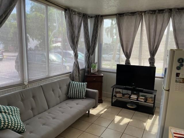2145 Pierce Street 101, Hollywood, FL 33020