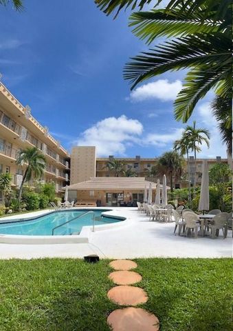 2145 Pierce Street 101, Hollywood, FL 33020