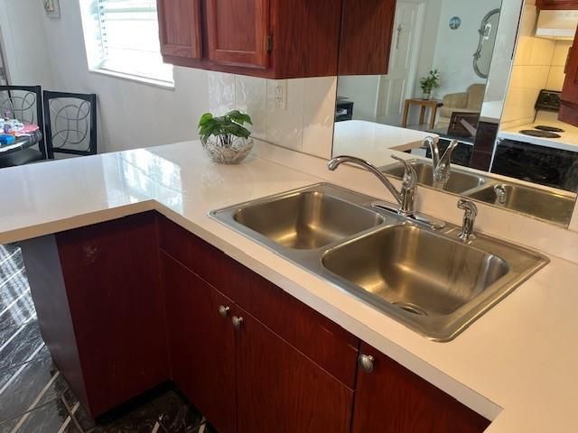 2145 Pierce Street 101, Hollywood, FL 33020