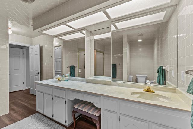 10916 B Crown Colony DR 3, Austin, TX 78747