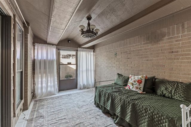 10916 B Crown Colony DR 3, Austin, TX 78747