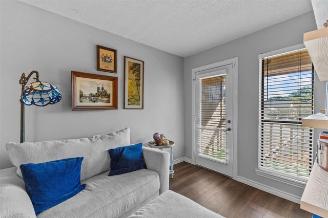 10916 B Crown Colony DR 3, Austin, TX 78747