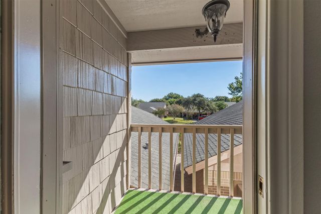 10916 B Crown Colony DR 3, Austin, TX 78747