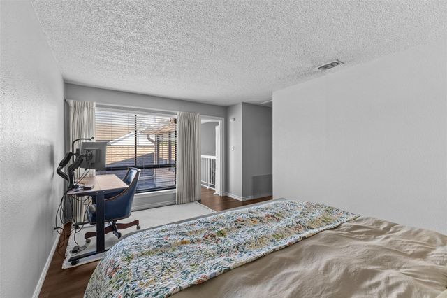 10916 B Crown Colony DR 3, Austin, TX 78747