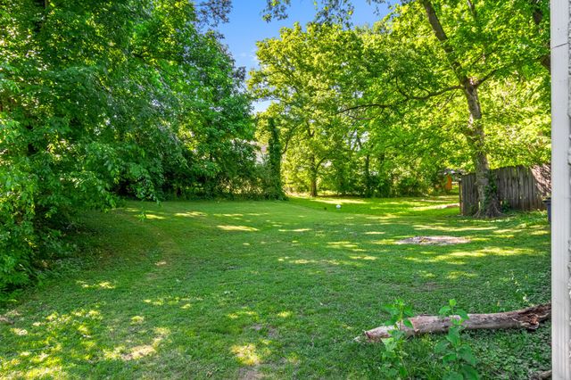 2008 Thomas Ave, Columbia, TN 38401