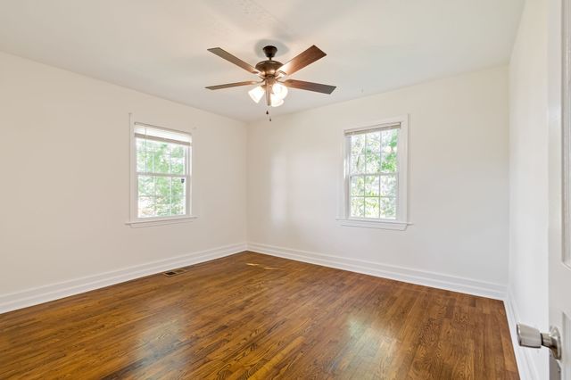 2008 Thomas Ave, Columbia, TN 38401