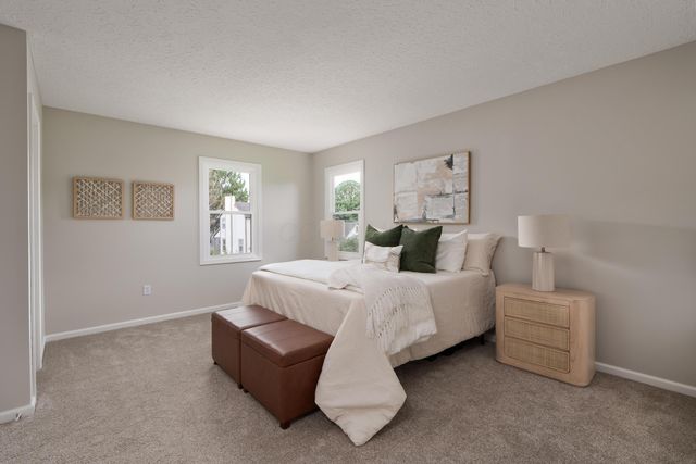 6939 Gullway Bay Drive, Dublin, OH 43017