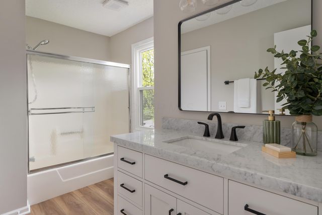 6939 Gullway Bay Drive, Dublin, OH 43017
