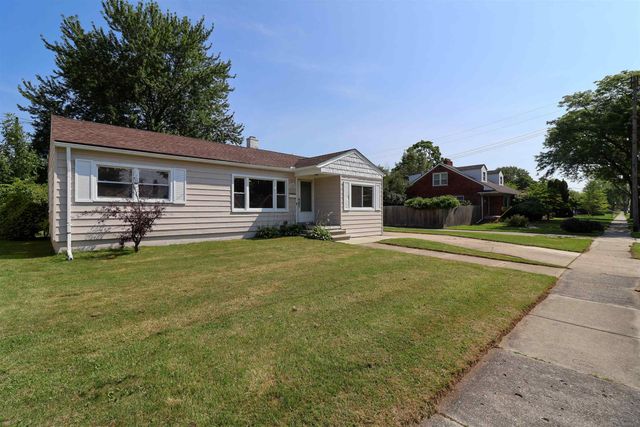 22621 Garfield Street, St Clair Shores, MI 48082