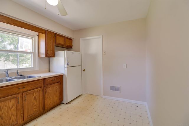 22621 Garfield Street, St Clair Shores, MI 48082