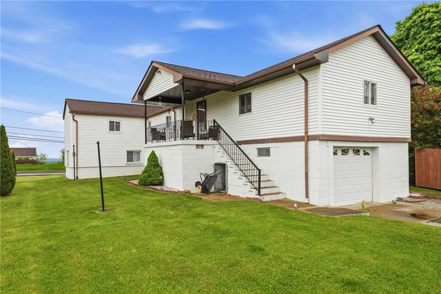 109 Gross Drive, Center Twp, PA 15001
