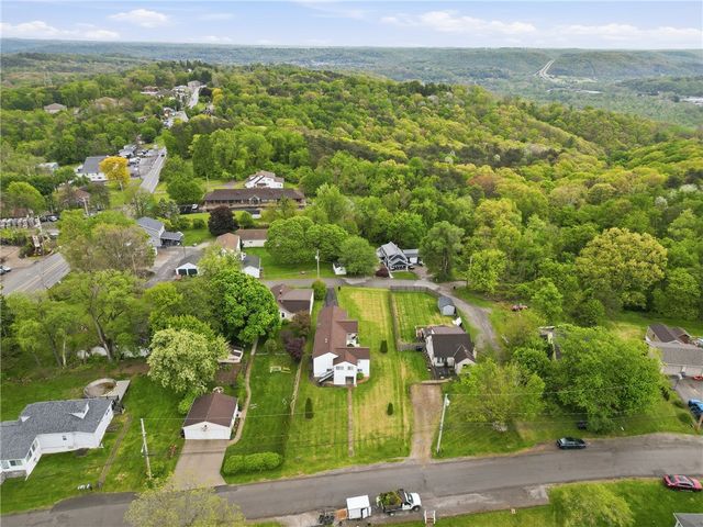 109 Gross Drive, Center Twp, PA 15001