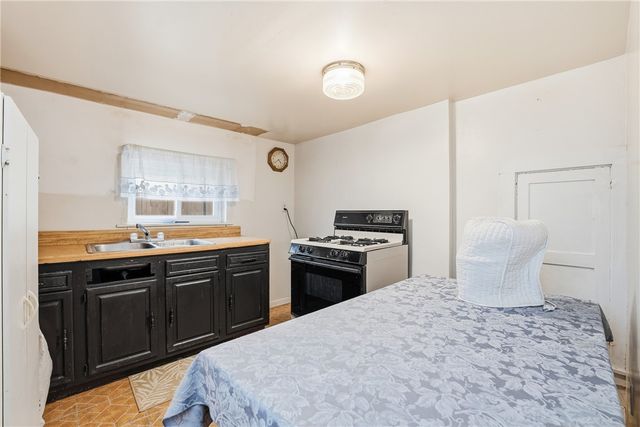 109 Gross Drive, Center Twp, PA 15001